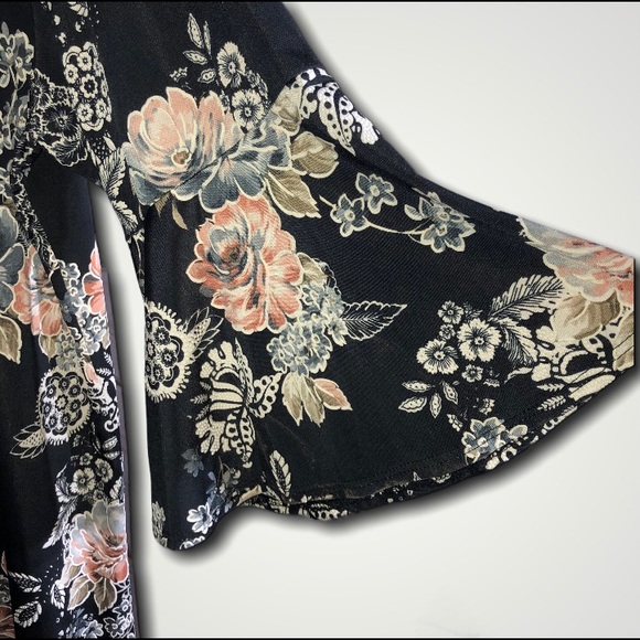 Cute Flutter Sleeve Knit Dress 2X - Picture 4 of 6